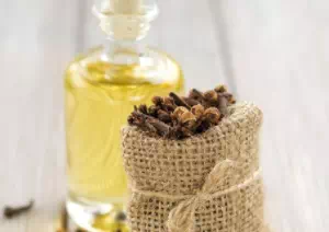 Clove oil CAS 8000-34-8